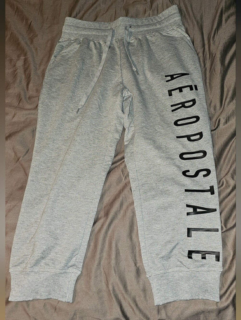 Aeropostale Light Gray Jogger Sweatpants with Black Logo
